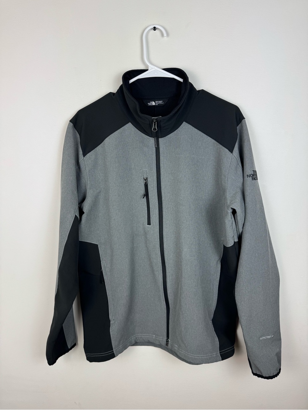 The North Face Tech Stretch Soft Shell Jacket Medium